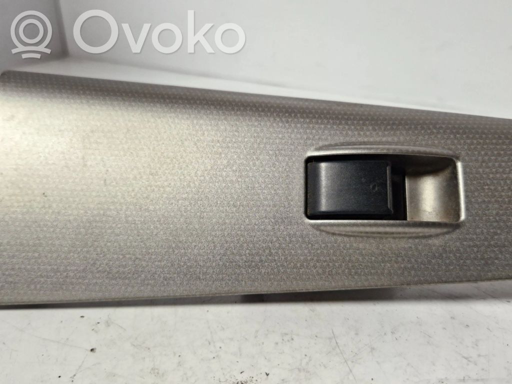 Toyota Corolla E120 E130 Electric window control switch 