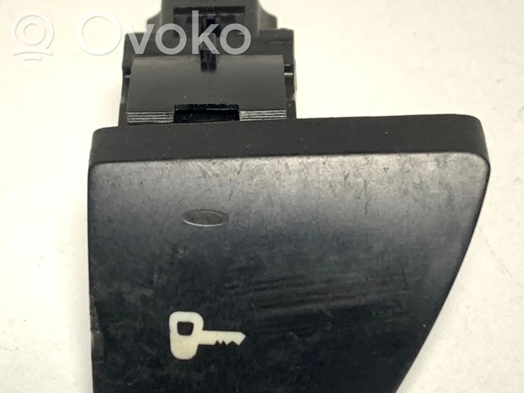 Central locking switch button   96366684XT,231417