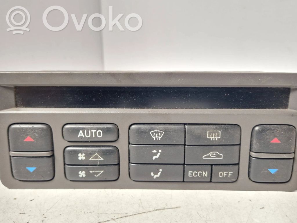 Climate control unit   A069664