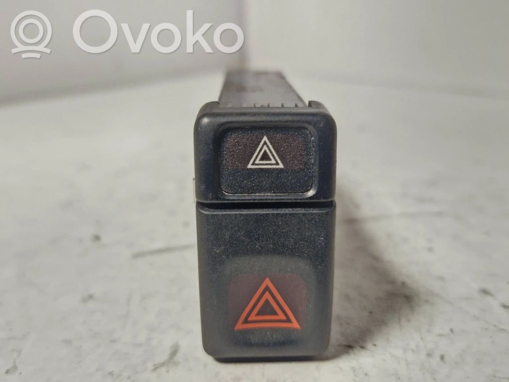 Volvo 850 Hazard light switch 