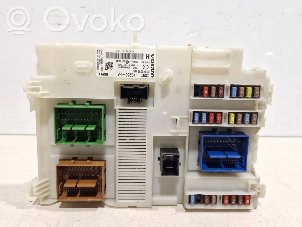 Volvo V70 Fuse module 