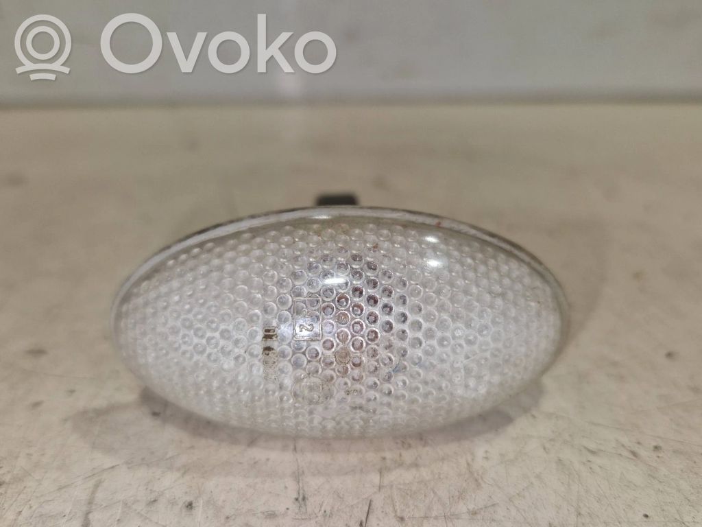 Citroen Xsara Front fender indicator light 
