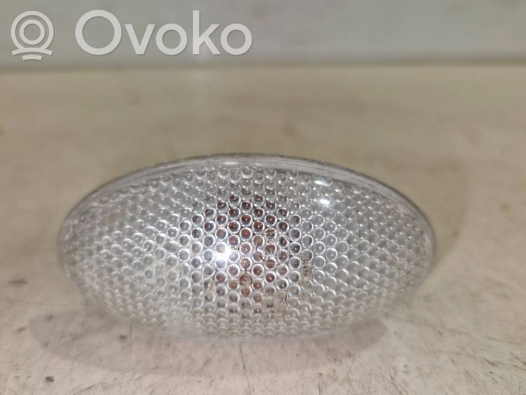 Citroen Xsara Front fender indicator light 