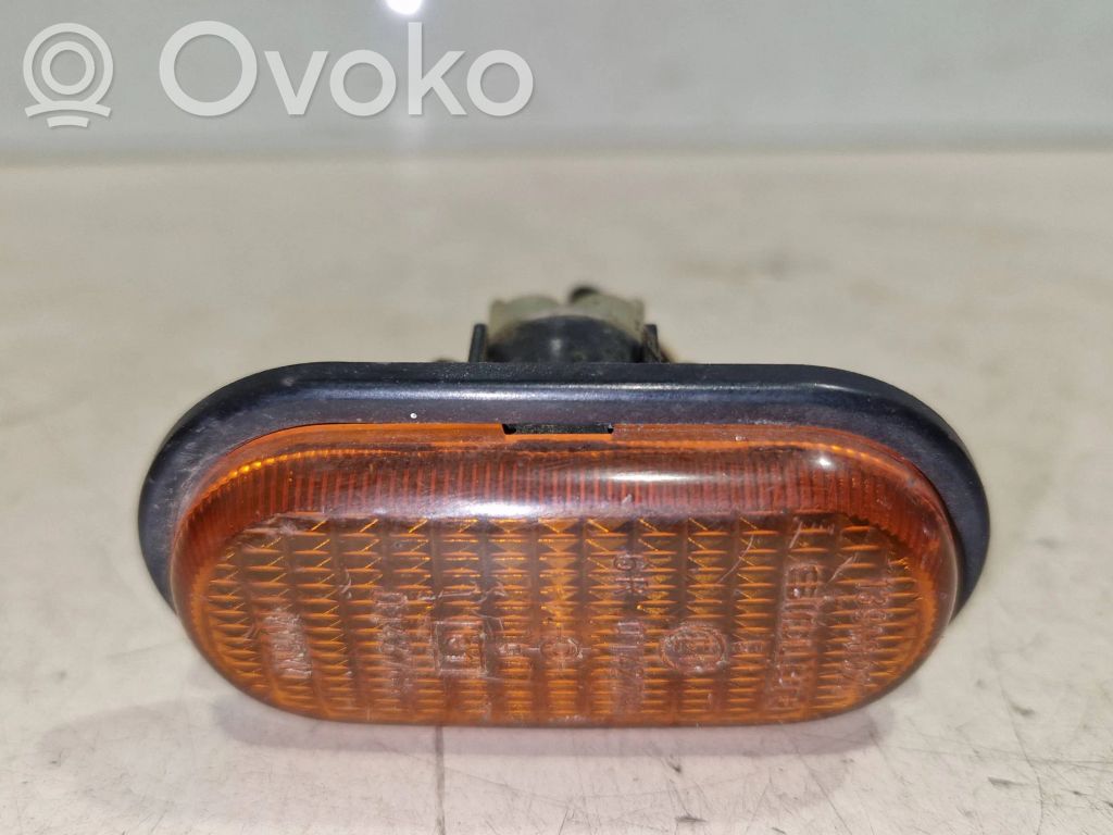 Renault Scenic I Front fender indicator light 