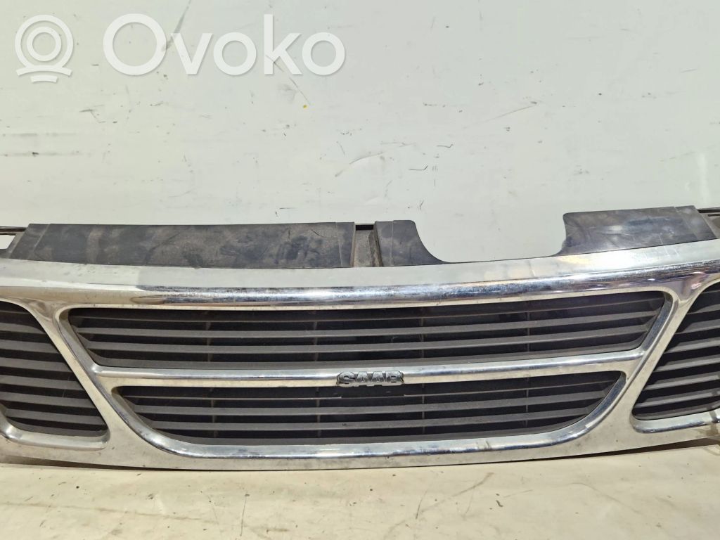Saab 900 CD Front grill 