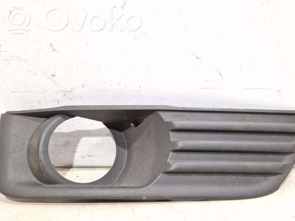 Ford Focus Front fog light trim/grill 