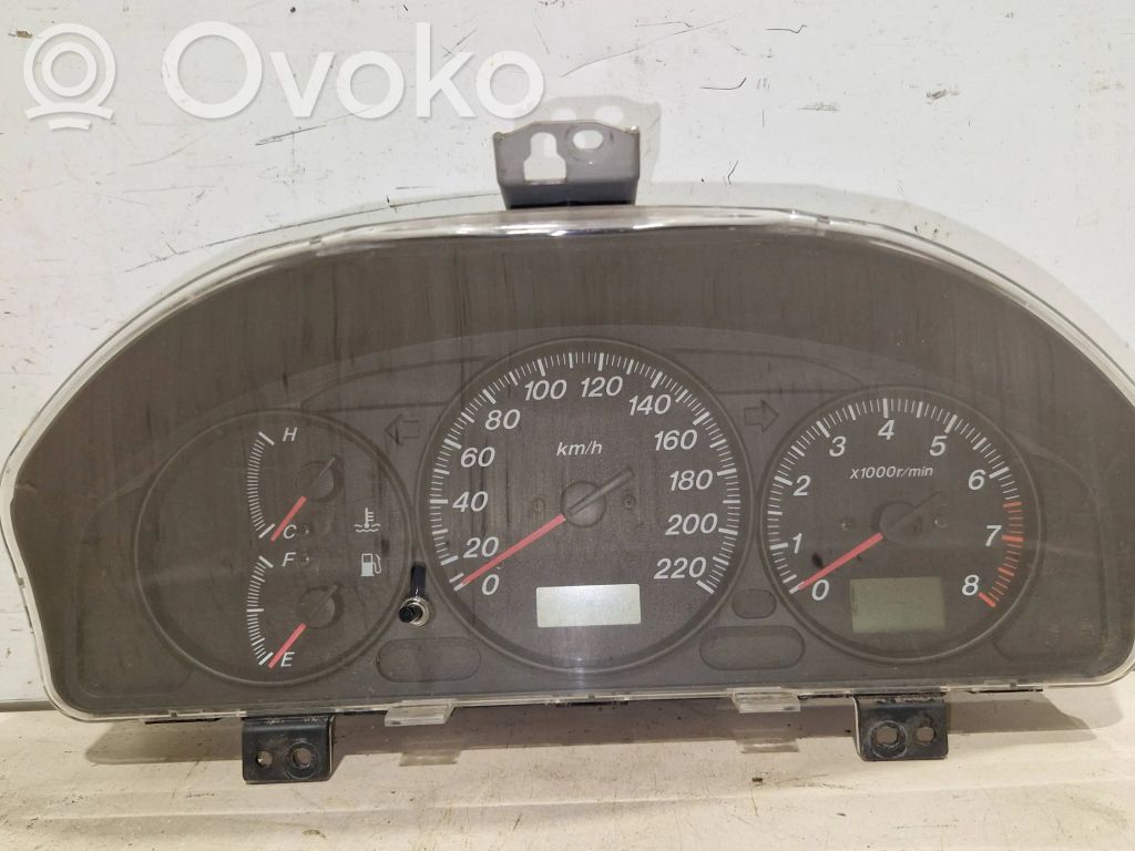 Mazda Premacy Speedometer (instrument cluster) 