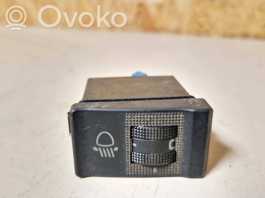 Audi 80 90 S2 B4 Headlight level height control switch 