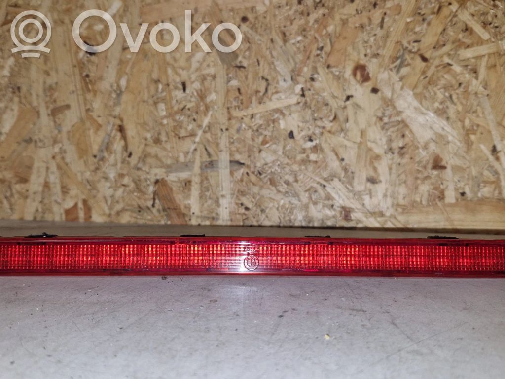 Dritte Bremsleuchte   E26035