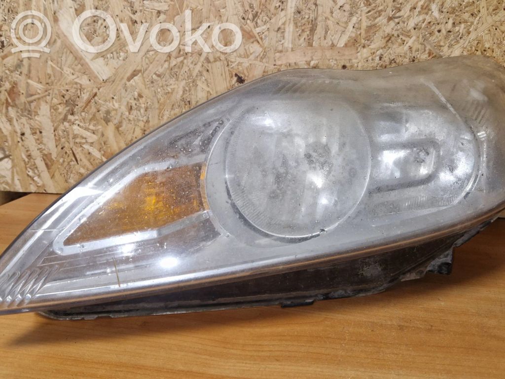 Ford Focus Headlight/headlamp 