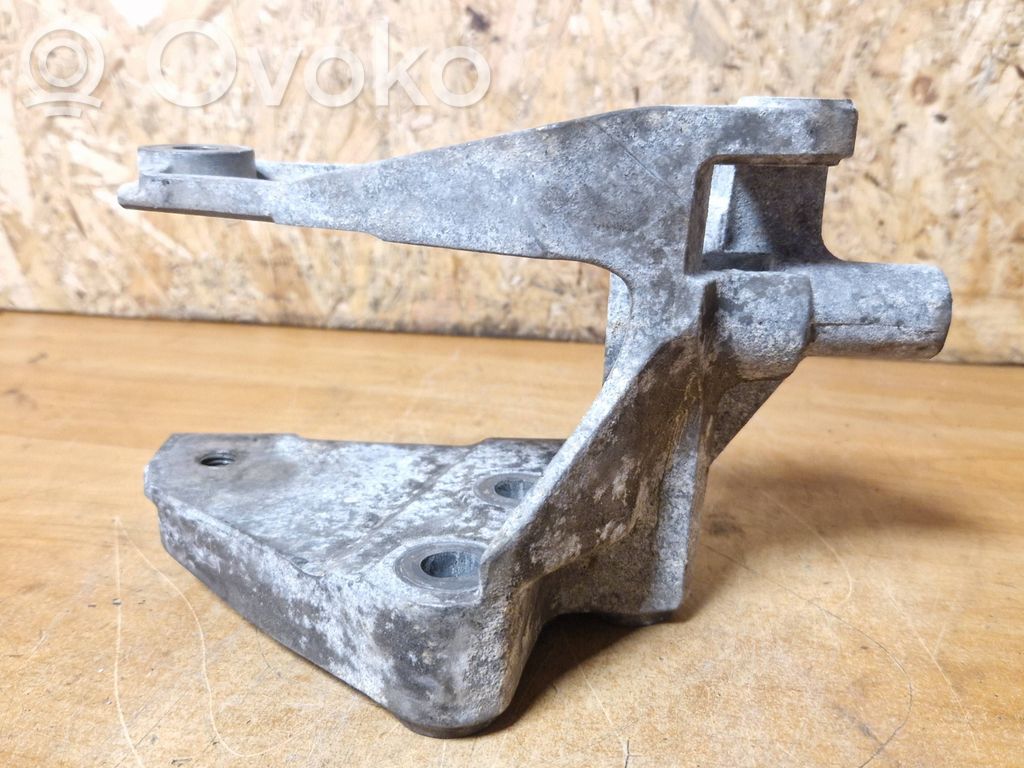 Opel Antara Engine mounting bracket 