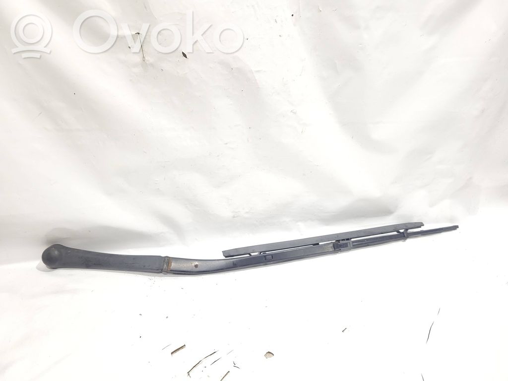 BMW 5 E39 Priekšējā loga tīrītāja kājiņa 