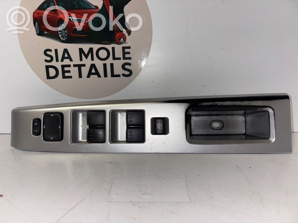 Mazda 5 Electric window control switch 