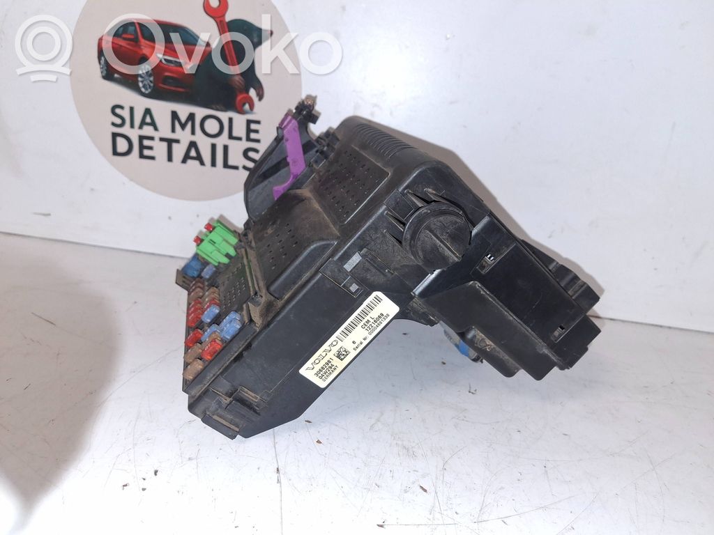 Fuse module   30682981,12216069,00004681338
