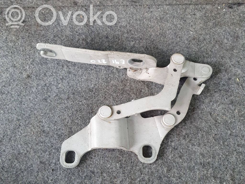 Engine bonnet/hood hinges   7115264,ES03