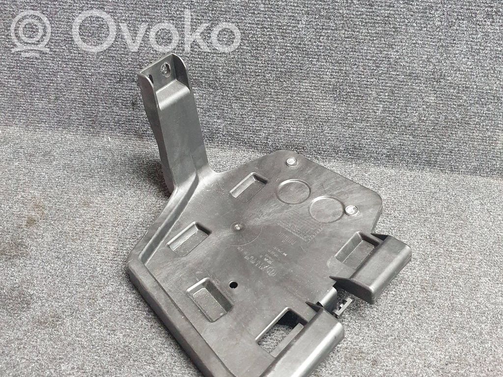 BMW 3 F30 F35 F31 Inne elementy wykończenia bagażnika 