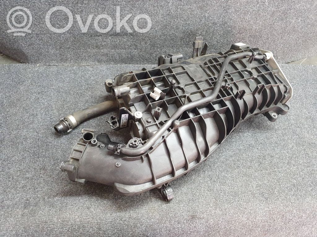 BMW 3 F30 F35 F31 Kolektor ssący 