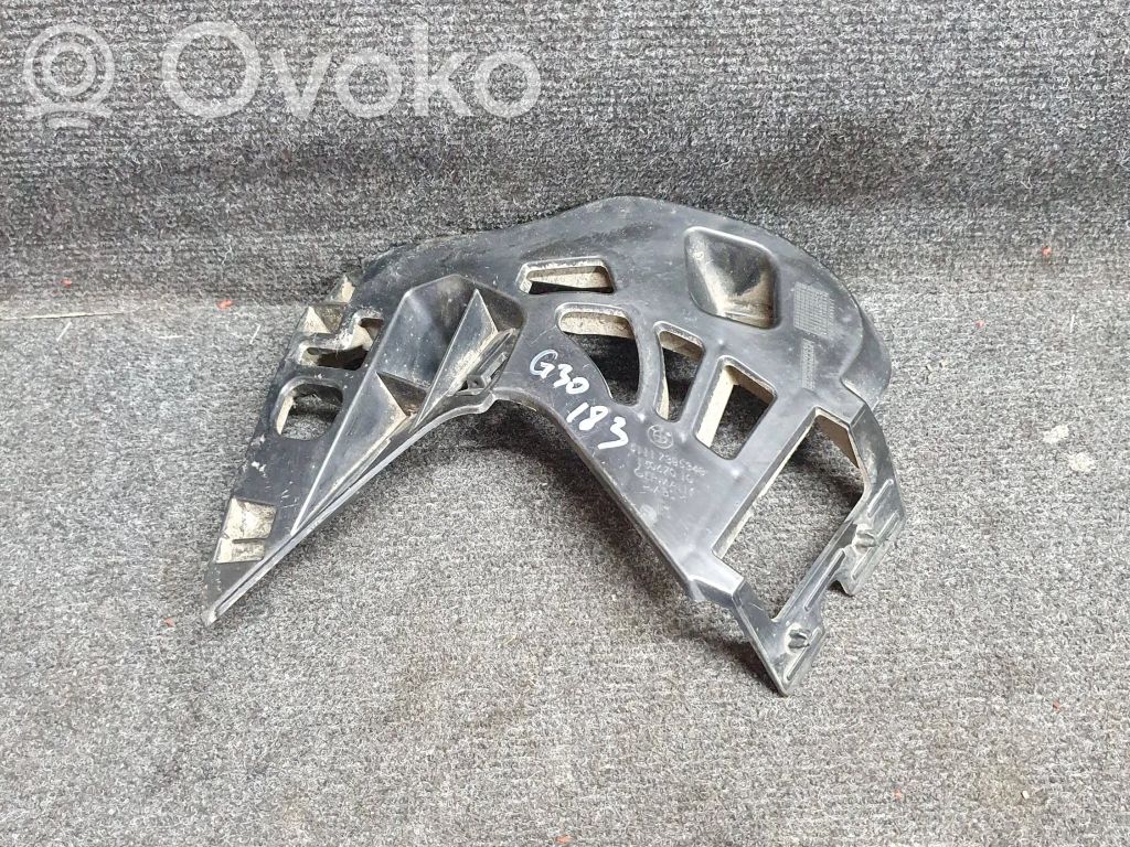 BMW 5 G30 G31 G38 Front bumper mounting bracket 