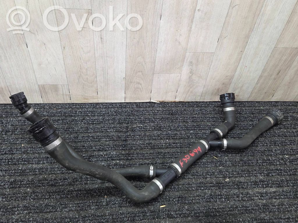 BMW 3 F30 F35 F31 Engine coolant pipe/hose 