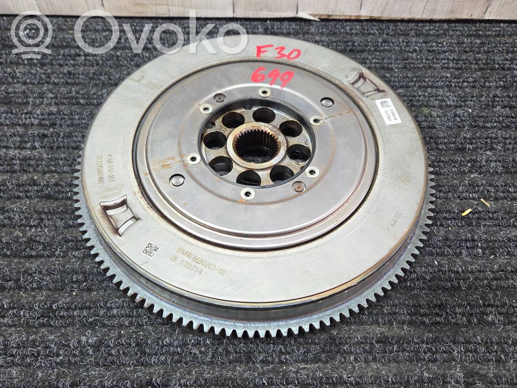 BMW 3 F30 F35 F31 Volanta ambreiaj 