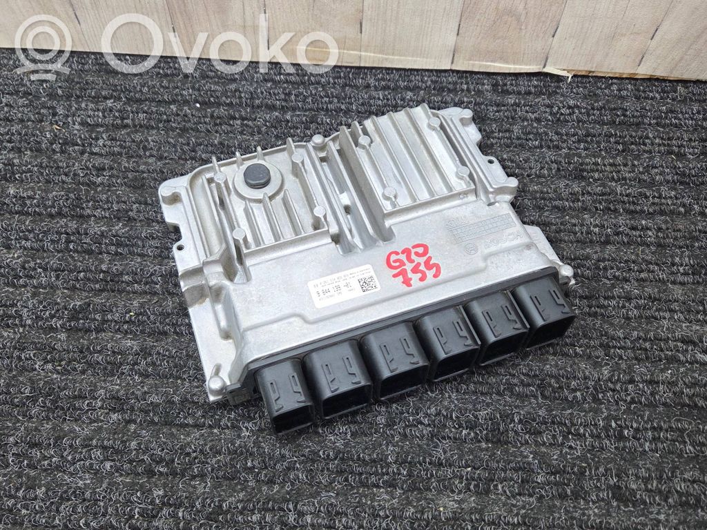 BMW 3 G20 G21 Engine control unit/module 