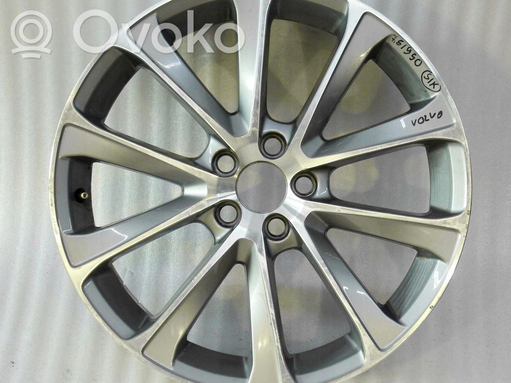 Volvo V40 Cross country Felgi aluminiowe R19 
