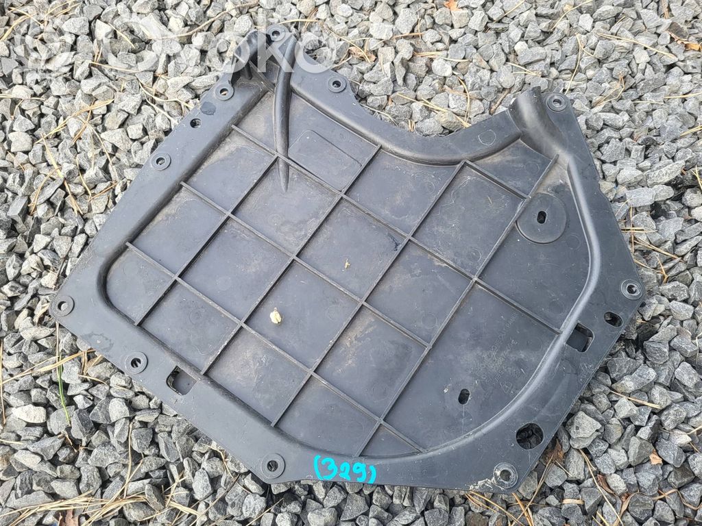 Etuoven kahvan suoja   100997400A