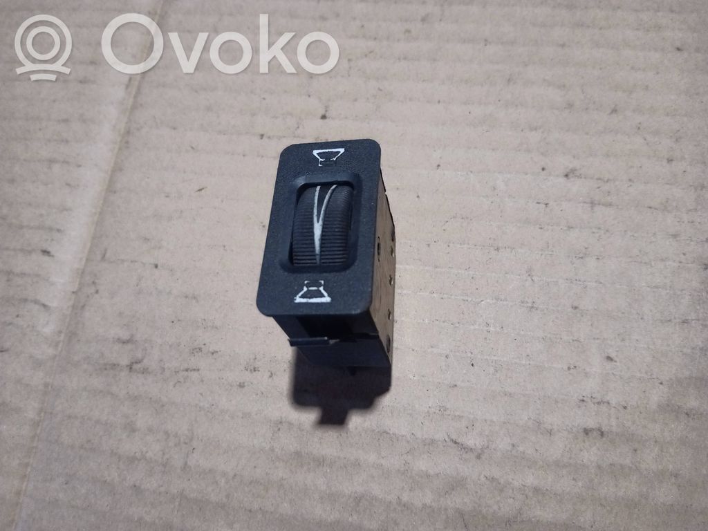 BMW 5 E28 Sound control switch 