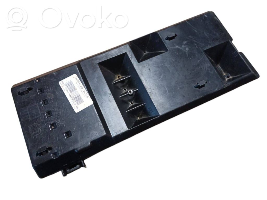 Ford Transit VII Deckel Sicherungskasten 