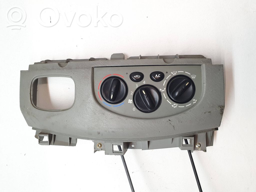 Renault Trafic II (X83) Climate control unit 