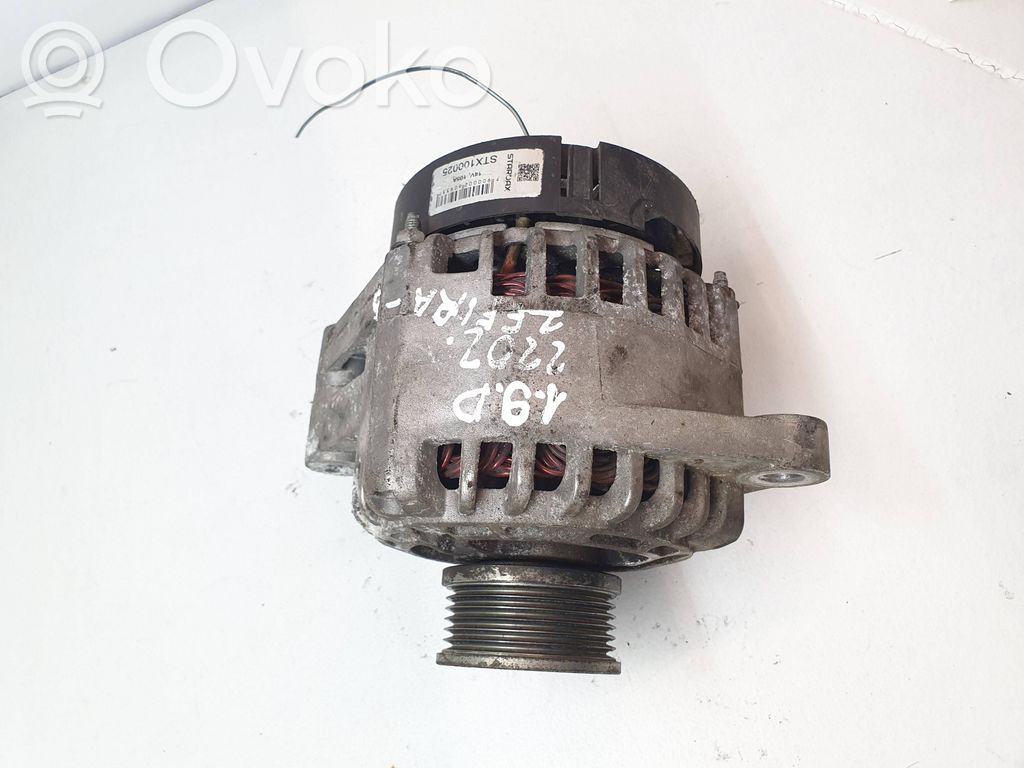 Opel Zafira B Alternador 