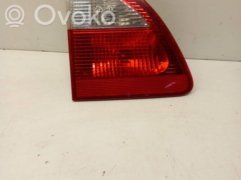 Ford Galaxy Aizmugurējais lukturis virsbūvē 