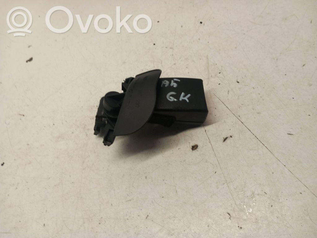 Audi A5 8T 8F Klamra tylnego pasa bezpieczeństwa 
