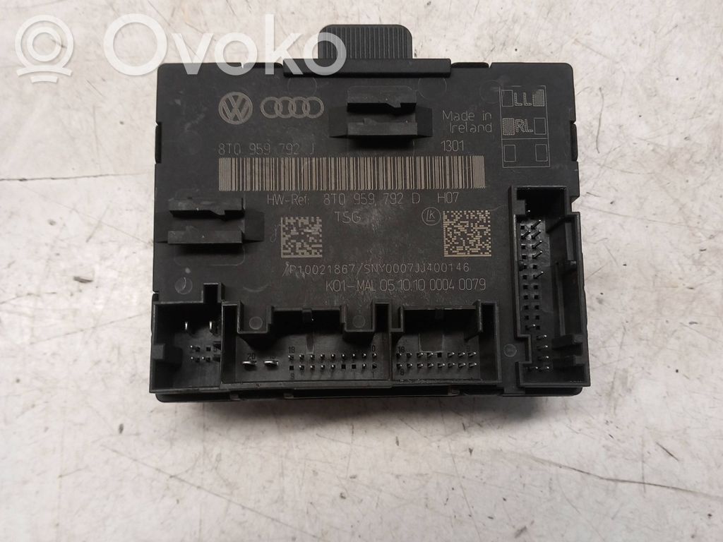 Audi A5 8T 8F Door control unit/module 