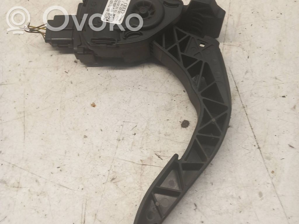 Audi A4 S4 B8 8K Gaspedal 