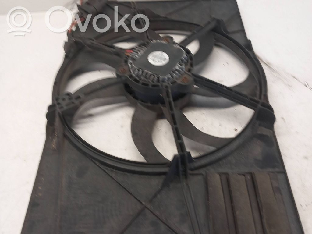 Volkswagen Golf V Elektryczny wentylator chłodnicy 