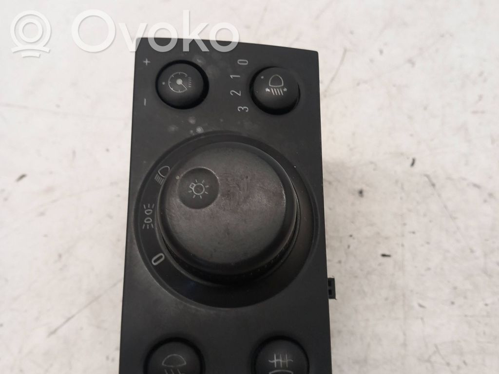 Opel Vectra C Light switch 