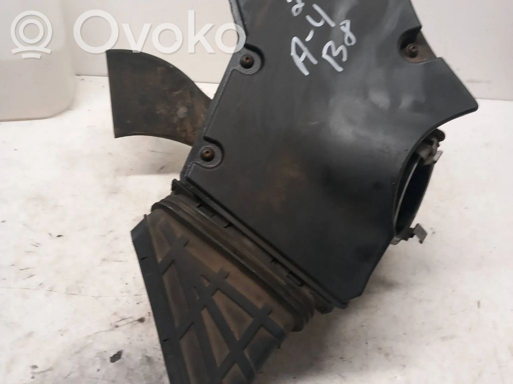 Audi A4 S4 B8 8K Luftfilterkasten 
