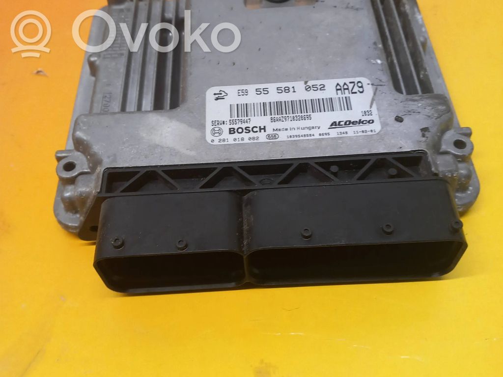 Opel Astra J Engine control unit/module 