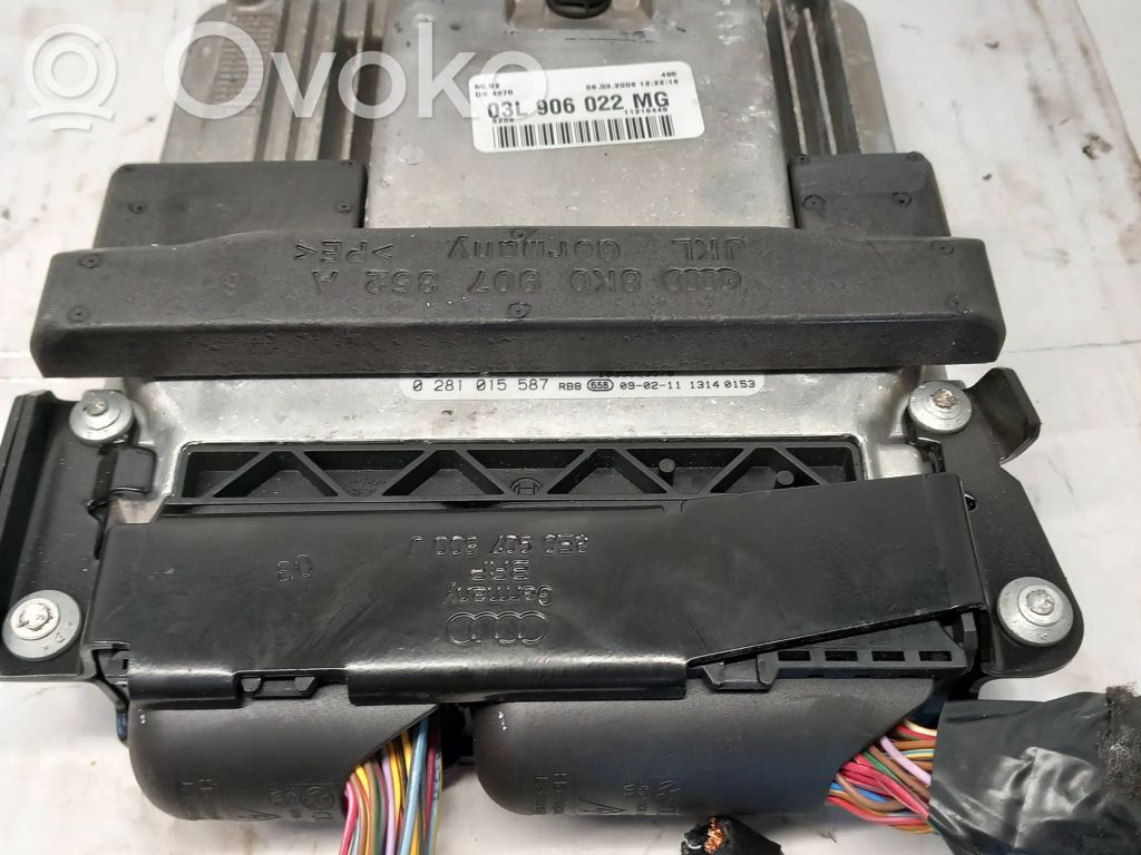Audi A4 S4 B8 8K Engine control unit/module 