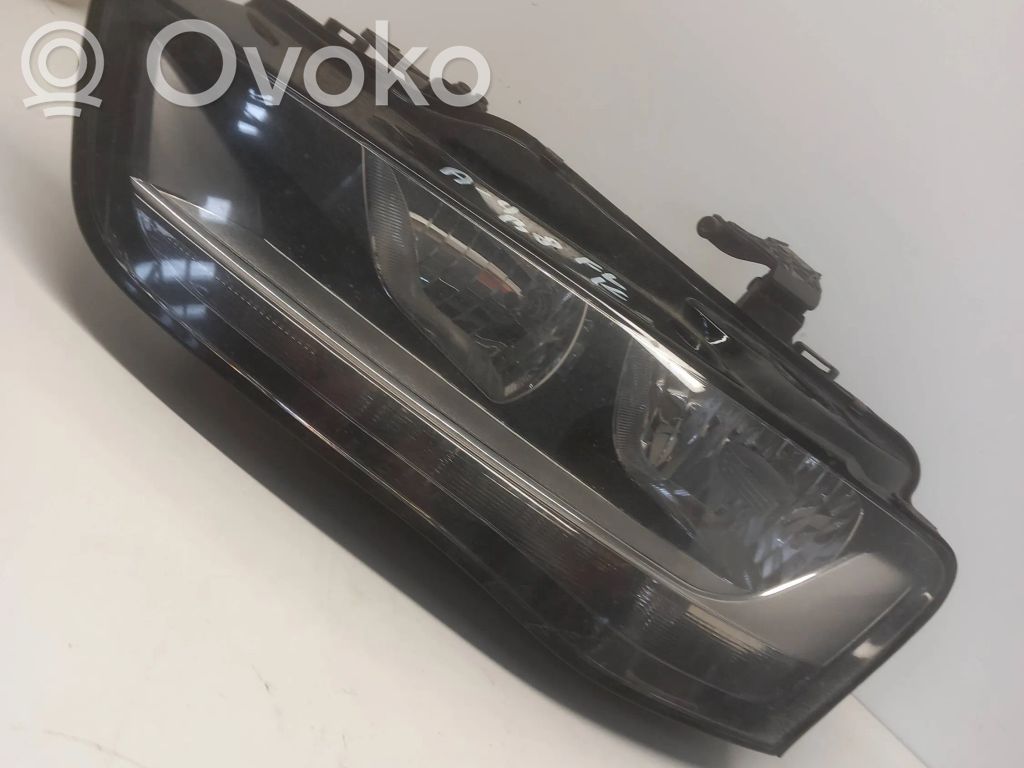 Lampa przednia   8K0941003M,30643065,LE10C6234,030127560100