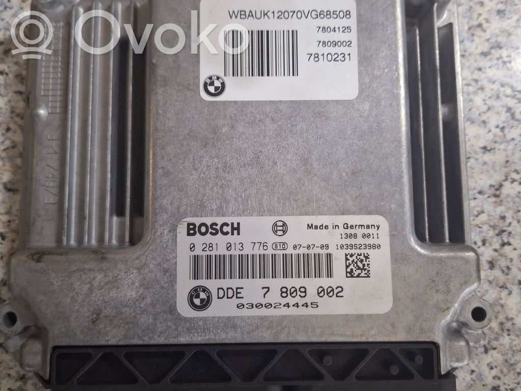 BMW 1 E82 E88 Engine control unit/module 