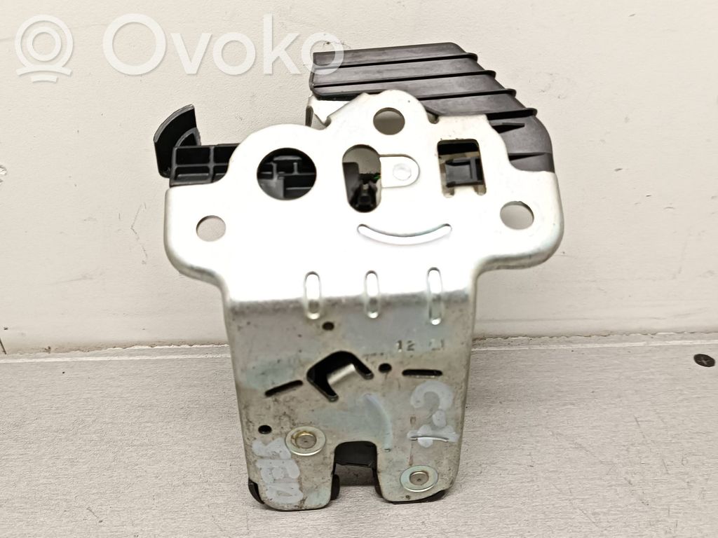 Audi A6 C7 Zamek klapy tylnej / bagażnika 