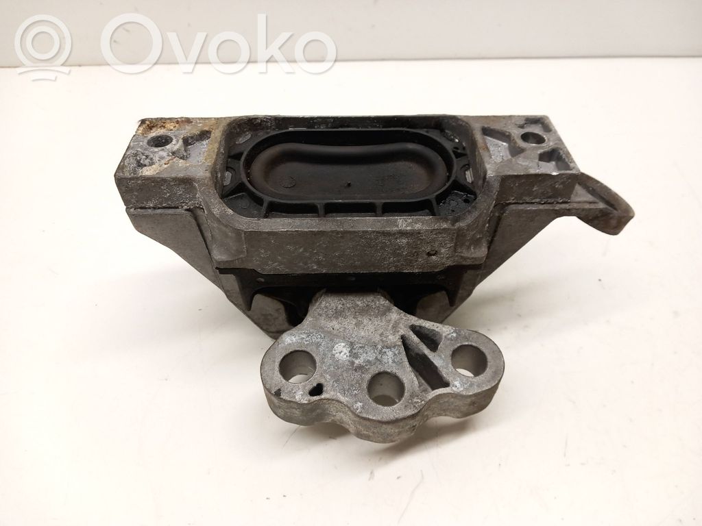 Opel Insignia A Engine mount bracket 