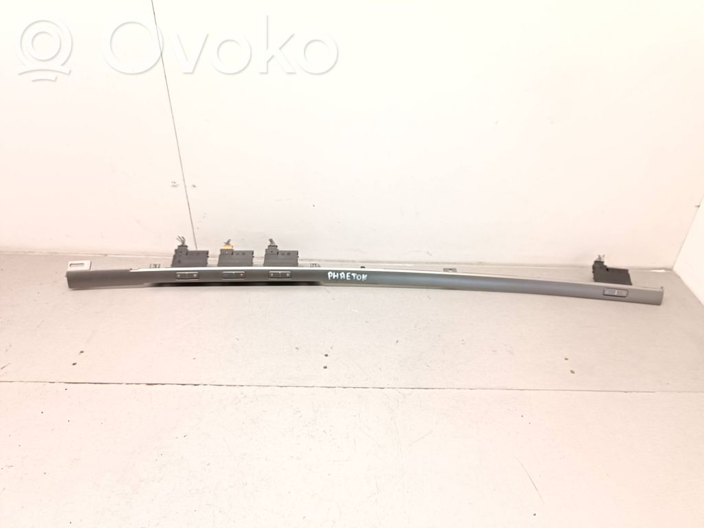 Volkswagen Phaeton Ramka deski rozdzielczej 