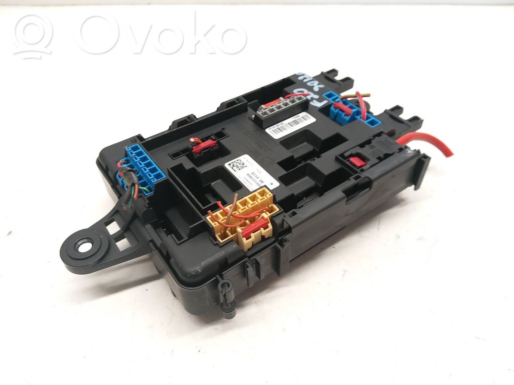 BMW 1 F20 F21 Saugiklių blokas 