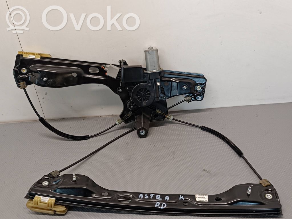 Opel Astra K Regulador de puerta delantera con motor 