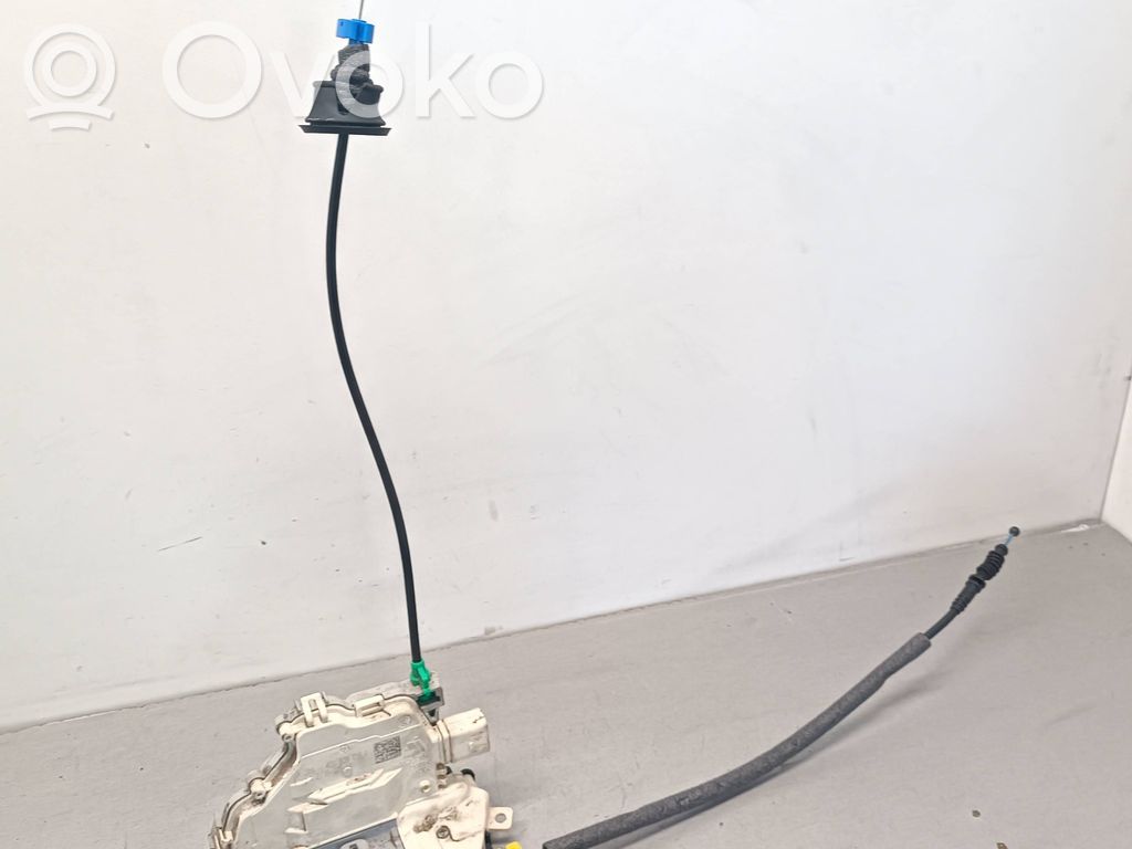Audi A5 Zamek drzwi tylnych 