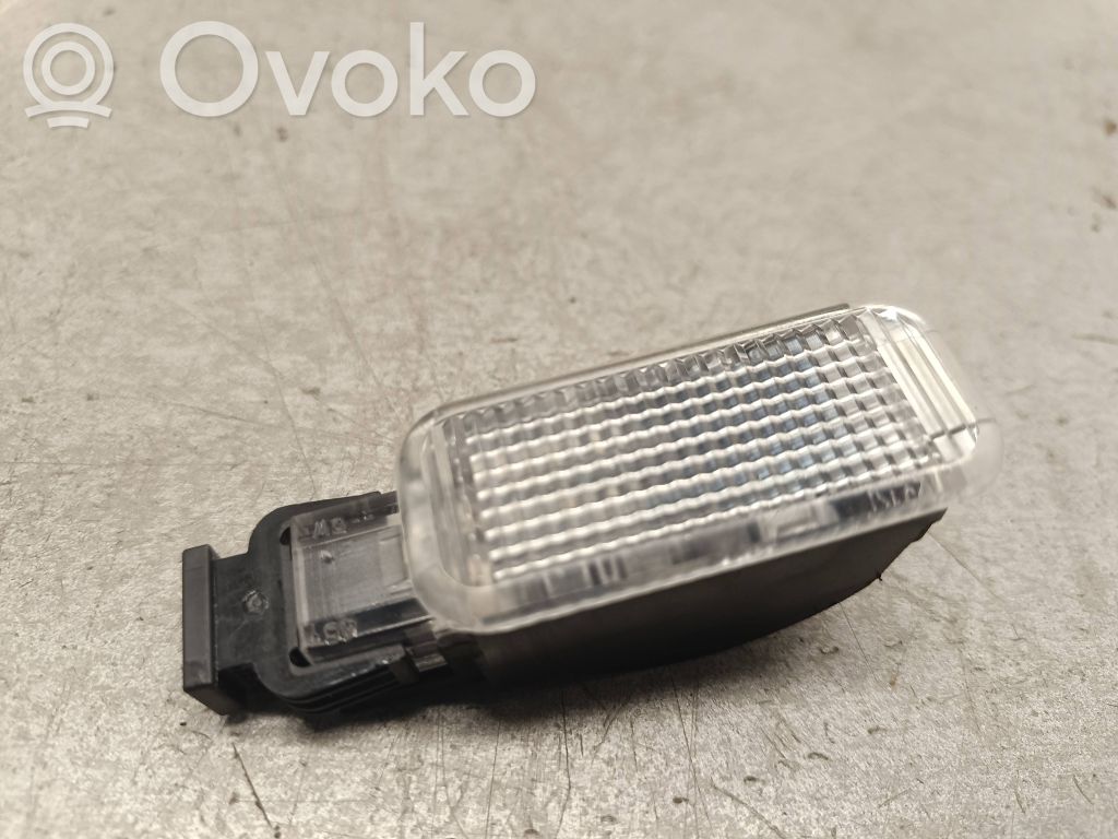 Audi A6 S6 C7 4G Luz interna puerta delantera 
