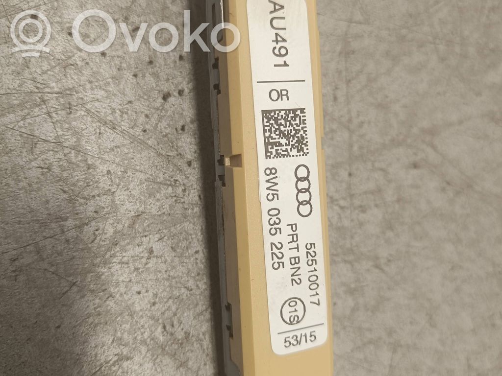 Audi A4 S4 B9 Antenos stiprintuvas 